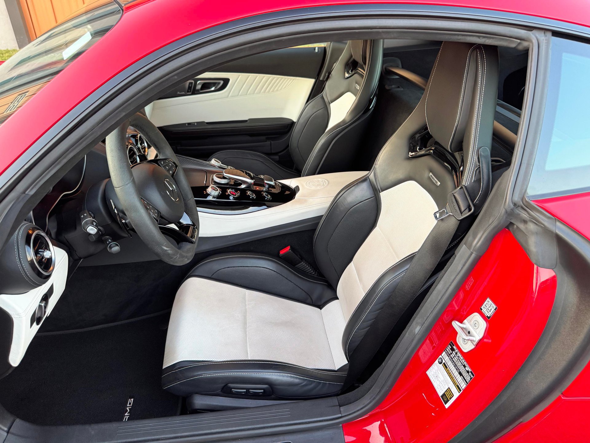 Used 2018 Mercedes-Benz AMG GT C image 29
