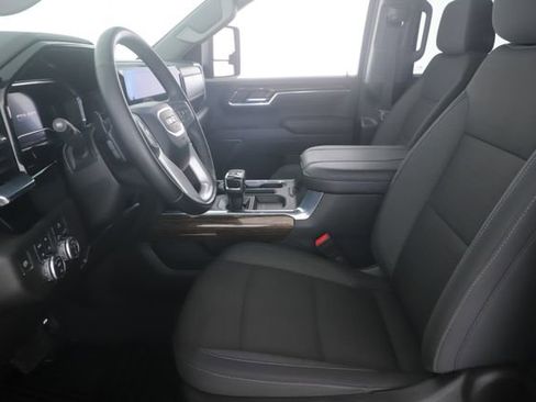Used 2024 GMC Sierra 1500 Elevation image 16