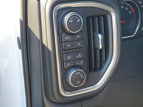 Used 2019 Chevrolet Silverado 1500 RST AWD/4WD image 8