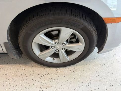 Used 2018 Honda Odyssey EX-L image 10