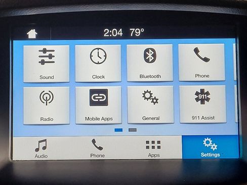 Used 2018 Ford Focus SEL image 25