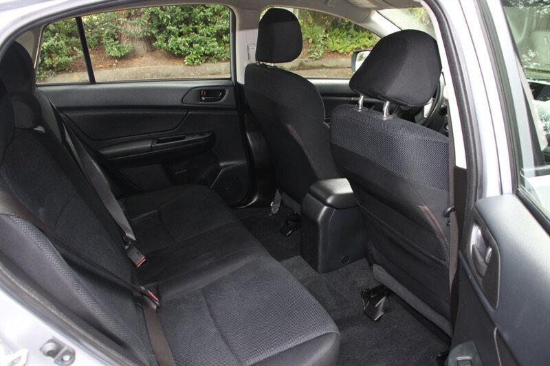 Used 2012 Subaru Impreza 2.0i AWD/4WD image 6