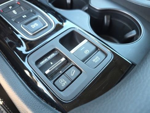 Used 2024 Honda Pilot EX-L image 31