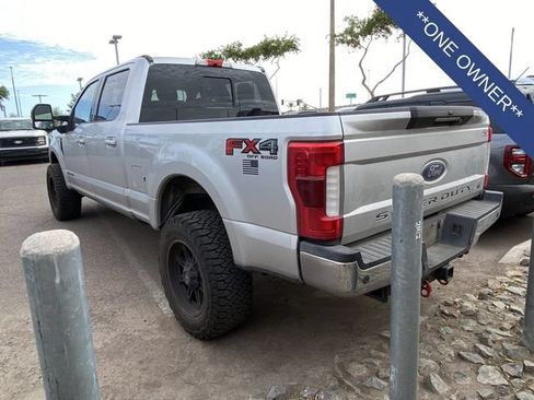 Used 2019 Ford F250 Lariat w/ Lariat Ultimate Package AWD/4WD image 2