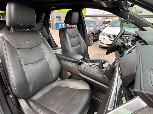 Used 2021 Cadillac XT5 Premium Luxury image 18