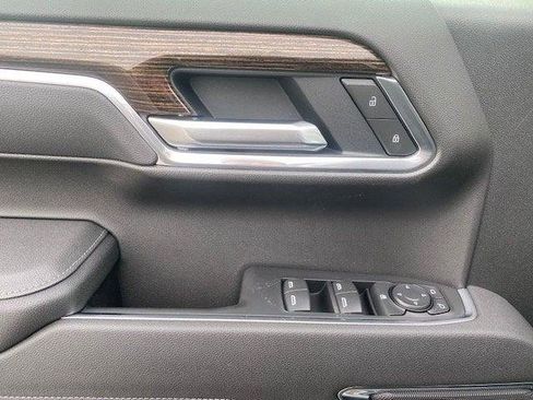 New 2026 GMC Sierra 1500 Elevation image 14