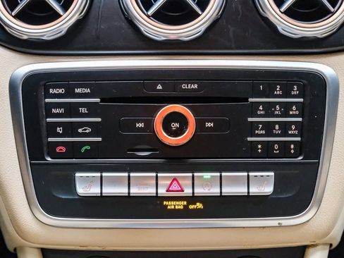 Used 2019 Mercedes-Benz GLA 250 image 16