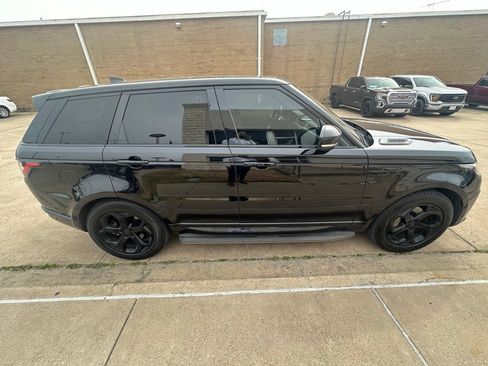 Used 2018 Land Rover Range Rover Sport HSE image 9