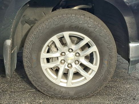 Used 2019 Chevrolet Silverado 1500 LT w/ All-Star Edition image 8