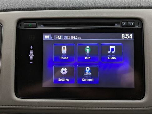 Used 2018 Honda HR-V EX image 34