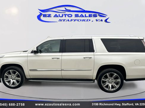 Used 2015 Cadillac Escalade ESV Luxury AWD/4WD image 8