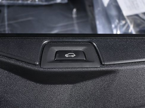 New 2026 BMW X5 xDrive40i w/ M Sport Package image 37