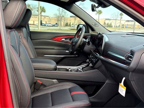 New 2026 Chevrolet Traverse RS FWD image 11