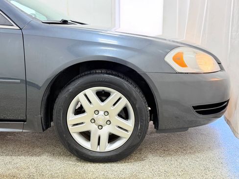 Used 2013 Chevrolet Impala LT w/ LT Sunroof Package image 39