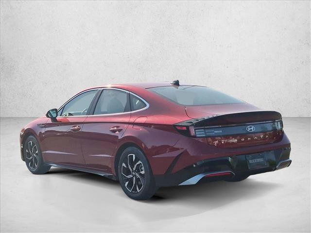 Used 2025 Hyundai Sonata SEL FWD image 8