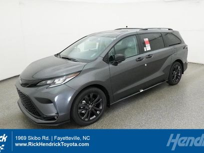 New 2025 Toyota Sienna XSE