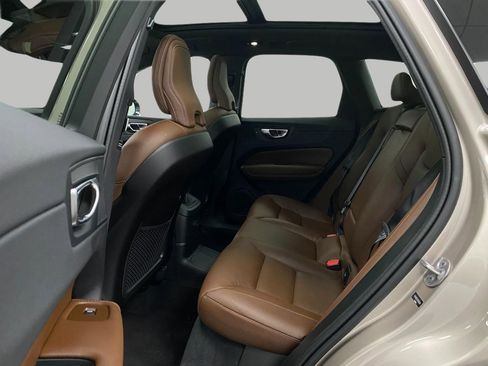 Used 2024 Volvo XC60 T8 Plus w/ Climate Package image 28