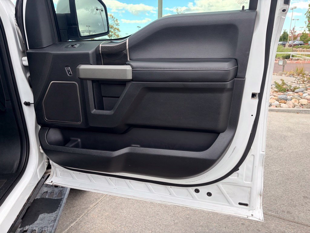 Used 2018 Ford F150 Raptor w/ Equipment Group 802A Luxury AWD/4WD image 34