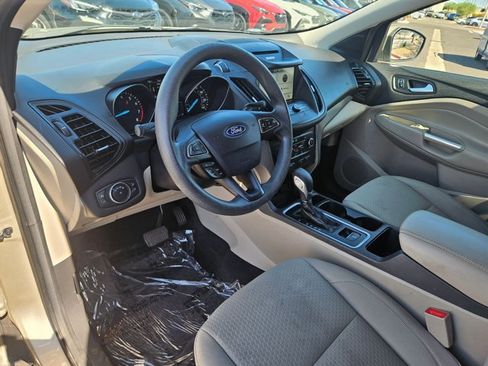 Used 2018 Ford Escape SE w/ SE Sync 3 Package FWD image 10