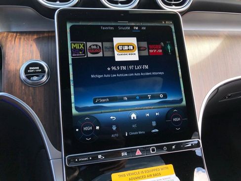 New 2026 Mercedes-Benz GLC 300 4MATIC image 29