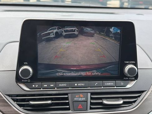Certified 2024 Nissan Altima 2.5 SV FWD image 27
