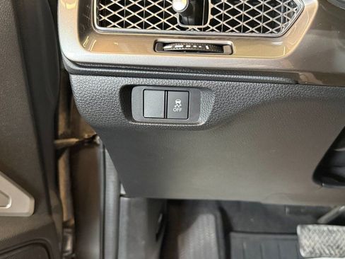 Used 2023 Acura Integra Base image 15