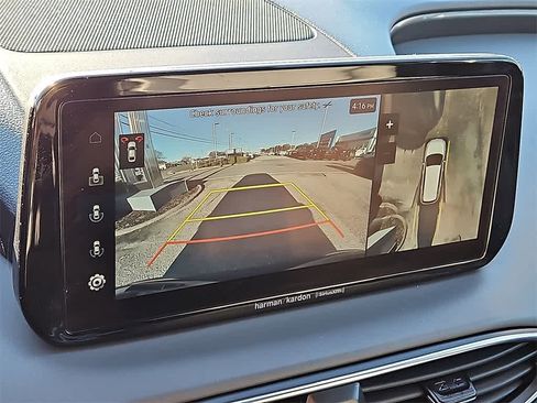 Used 2023 Hyundai Santa Fe Limited image 17