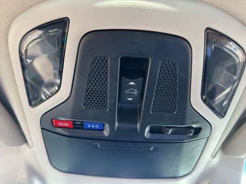 Used 2022 Subaru Outback Premium image 29