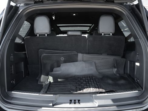 Used 2024 Lincoln Navigator Reserve w/ Monochromatic Package AWD/4WD image 31