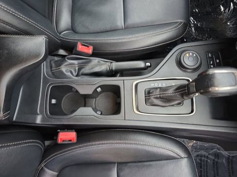 Certified 2020 Ford Ranger Lariat w/ Technology Package image 4