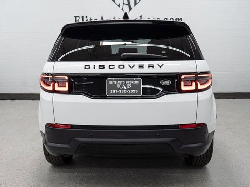 Used 2022 Land Rover Discovery Sport SE image 4