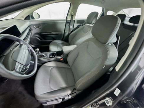 Used 2025 Kia K4 FWD image 13