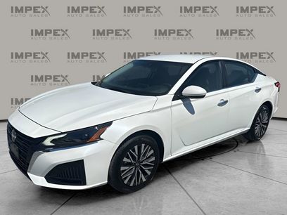 Used 2023 Nissan Altima 2.5 SV