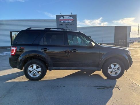 Used 2012 Ford Escape XLT image 1