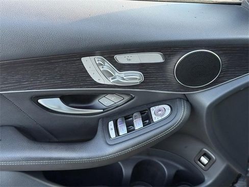 Certified 2022 Mercedes-Benz GLC 300 4MATIC image 17