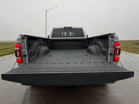 Used 2023 RAM 3500 Laramie image 23