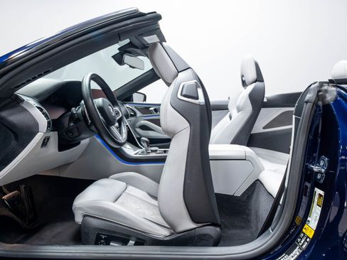 Used 2023 BMW M8 Competition AWD/4WD image 36