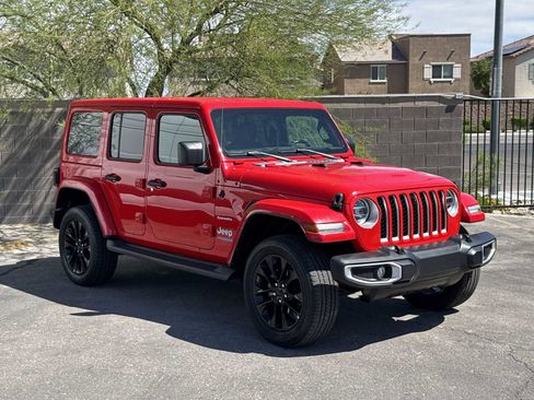 Used 2021 Jeep Wrangler Unlimited Sahara w/ Cold Weather Group AWD/4WD image 2
