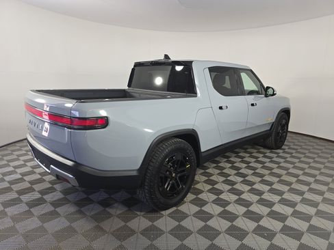 Used 2024 Rivian R1T Adventure AWD/4WD image 5
