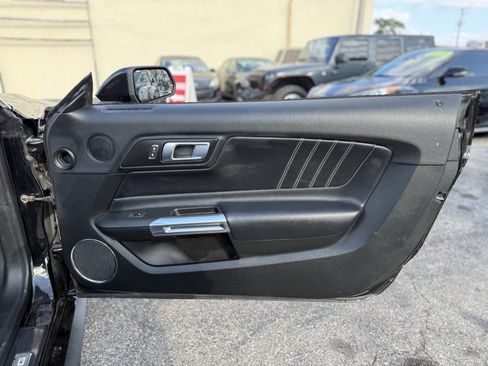 Used 2020 Ford Mustang Premium image 24