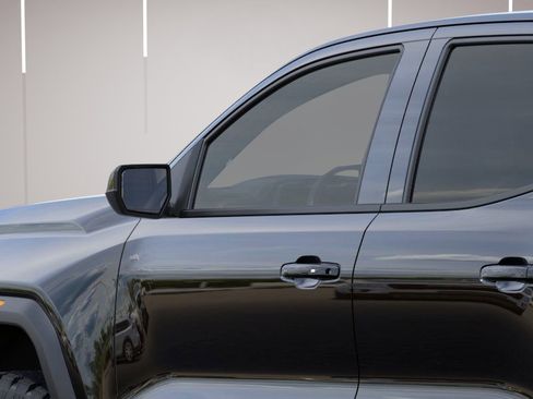 New 2026 GMC Canyon Elevation w/ Convenience Package image 12