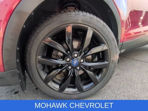 Used 2017 Ford Escape SE w/ Equipment Group 201A AWD/4WD image 33