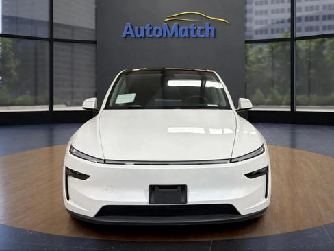 Used 2026 Tesla Model Y Long Range AWD/4WD image 2