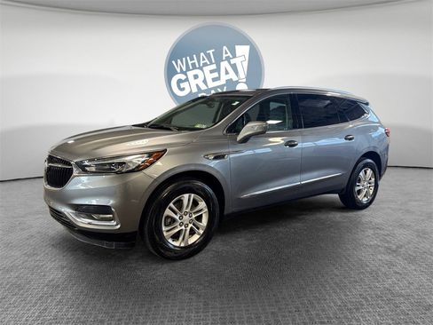 Used 2018 Buick Enclave Essence image 8