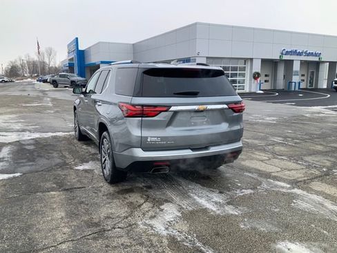 Used 2023 Chevrolet Traverse High Country w/ LPO, Floor Liner Package image 9