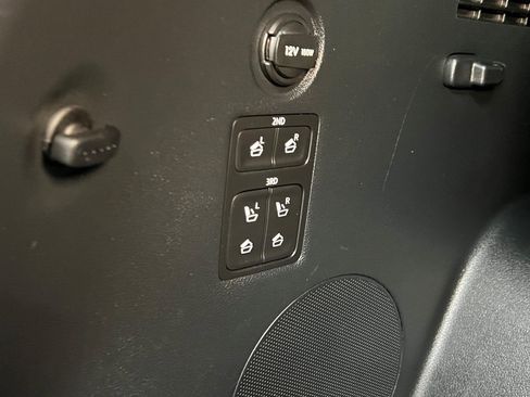 Used 2024 Hyundai Palisade Calligraphy image 11