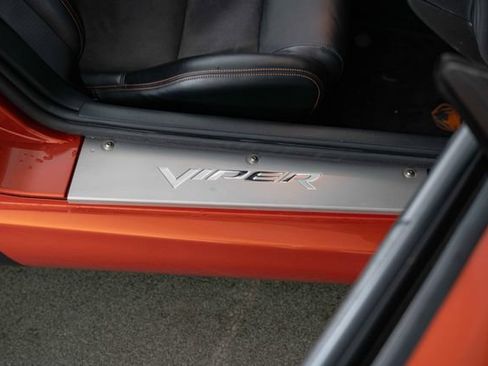 Used 2005 Dodge Viper SRT-10 w/ Copperhead Edition Group RWD image 29