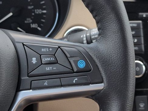 Used 2019 Nissan Rogue SL w/ Premium Package FWD image 28