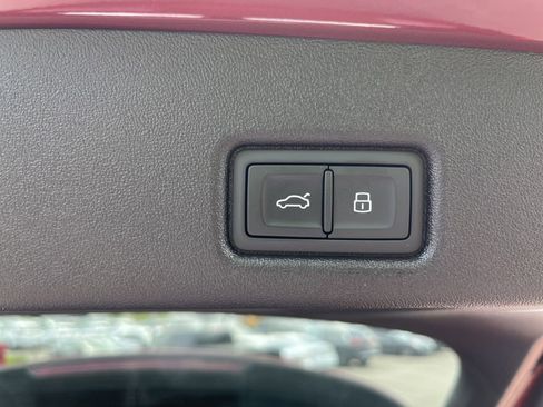 Used 2025 Audi Q5 Prestige AWD/4WD image 33