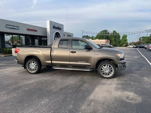 Used 2013 Toyota Tundra 2WD Double Cab w/ SR5 Pkg image 2